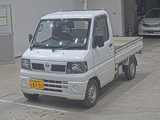 NISSAN CLIPPER TRUCK 2010