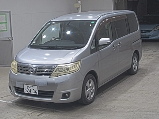 NISSAN SERENA 2010