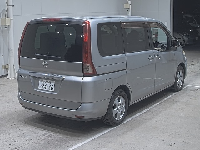 NISSAN SERENA 2010