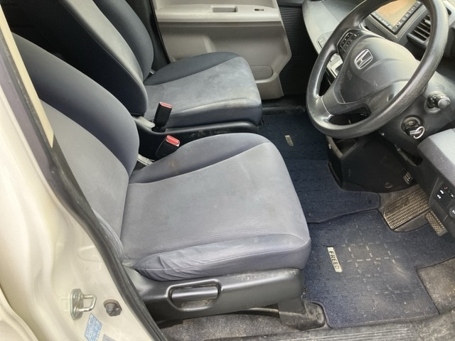 HONDA FREED 2008