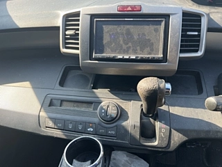 HONDA FREED 2010