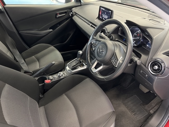 MAZDA DEMIO 2017