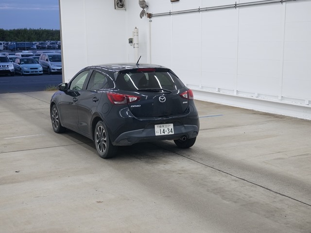 MAZDA DEMIO 2015