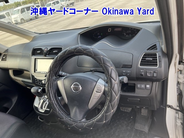 NISSAN SERENA 2012