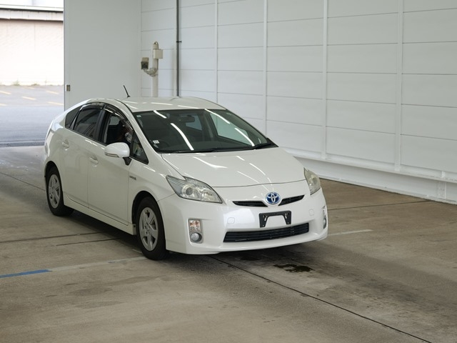 TOYOTA PRIUS 2010