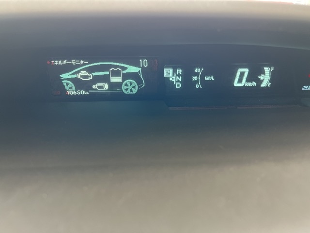 TOYOTA PRIUS 2010