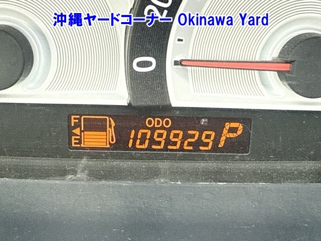 TOYOTA SIENTA 2012