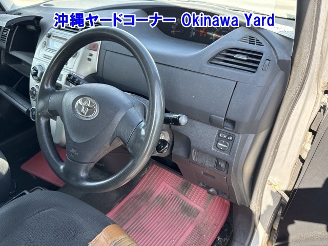 TOYOTA RACTIS 2010