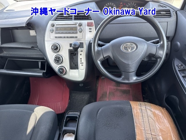TOYOTA RACTIS 2010