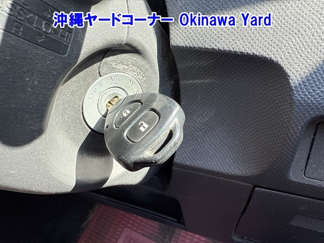 TOYOTA RACTIS 2010