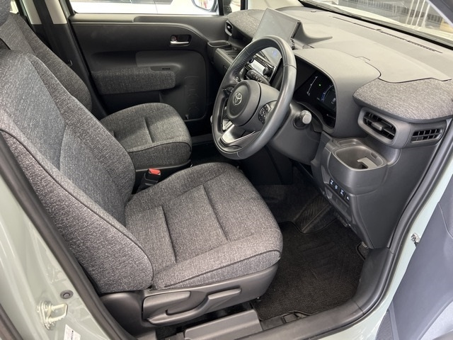 TOYOTA SIENTA 2022