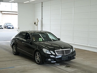 MERCEDES BENZ E CLASS 2009