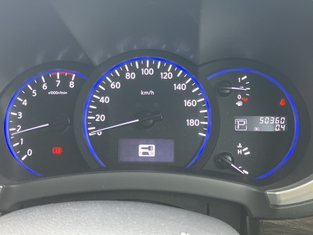 NISSAN ELGRAND 2011