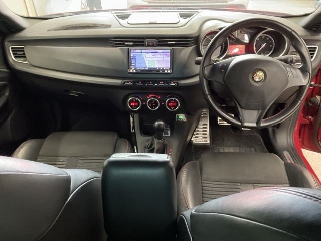 ALFAROMEO GIULIETTA 2012