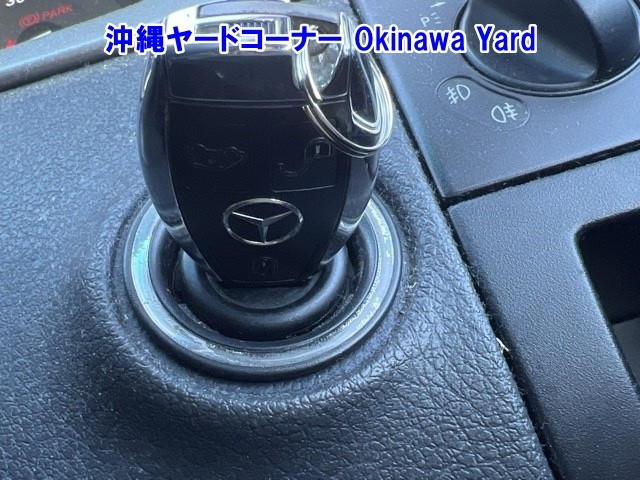 MERCEDES BENZ V CLASS 2012