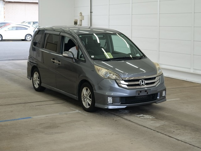 HONDA STEP WAGON 2009