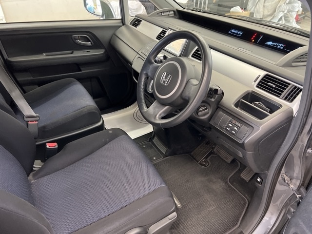 HONDA STEP WAGON 2009