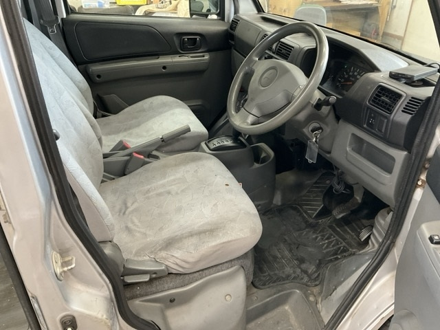 MITSUBISHI MINICAB VAN 2009