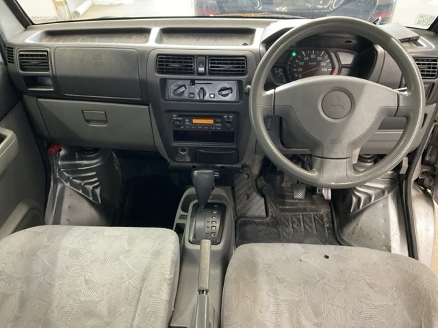 MITSUBISHI MINICAB VAN 2009