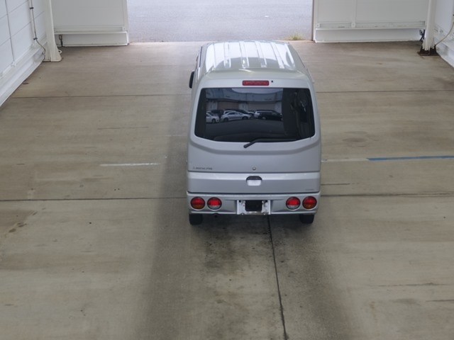 MITSUBISHI MINICAB VAN 2009