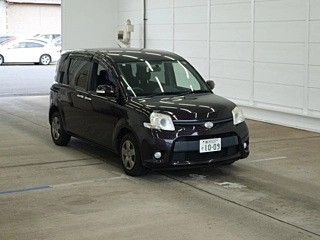 TOYOTA SIENTA 2012