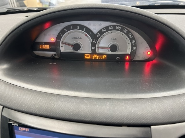 TOYOTA SIENTA 2012