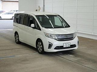 HONDA STEP WAGON 2015