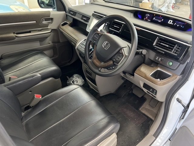 HONDA STEP WAGON 2015