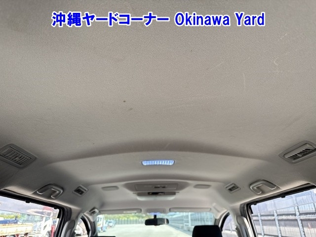TOYOTA VOXY 2014