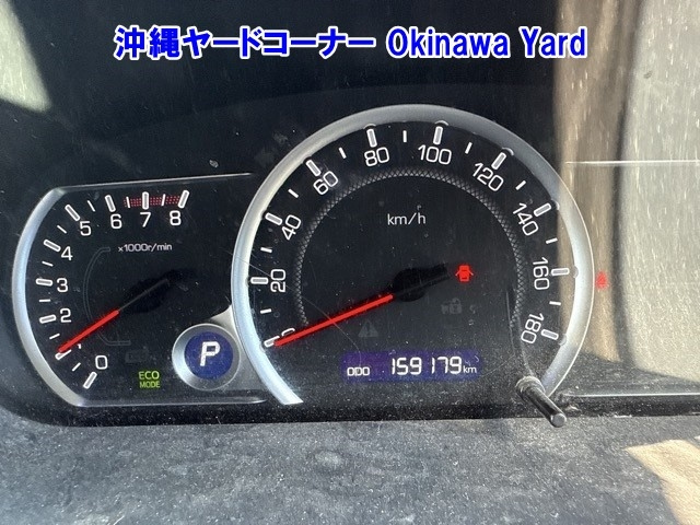TOYOTA VOXY 2014