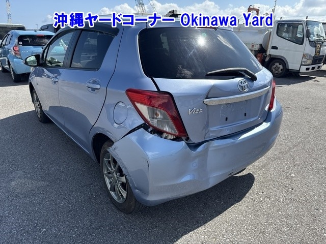 TOYOTA VITZ 2011