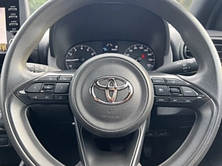TOYOTA YARIS 2021