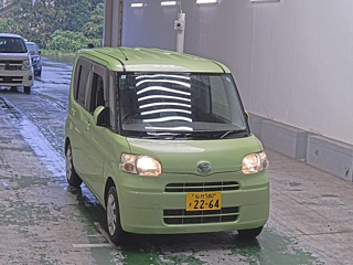 DAIHATSU TANTO 2011