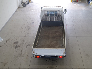 ISUZU ELF 2008