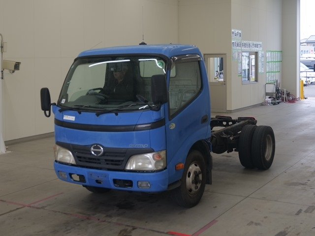HINO DUTRO 2011