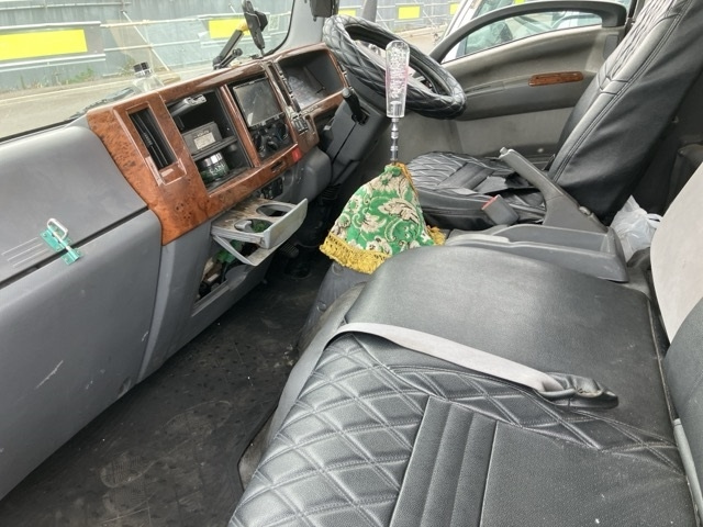 MAZDA TITAN 2010