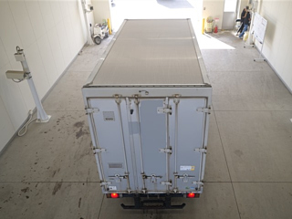 ISUZU ELF 2015