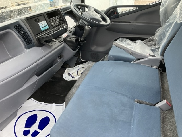 MITSUBISHI CANTER 2012