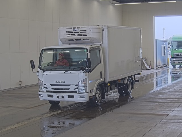ISUZU ELF 2020