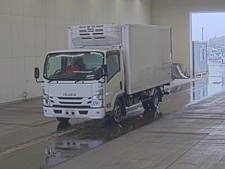 ISUZU ELF 2021