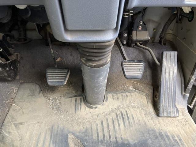 MITSUBISHI CANTER 2010