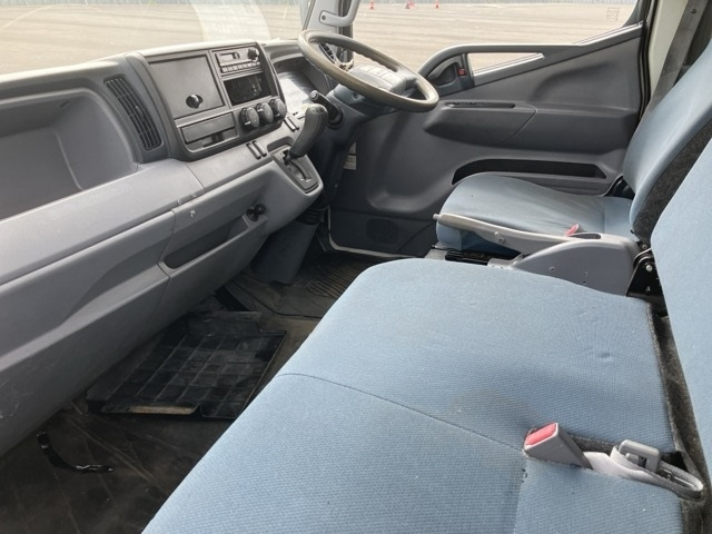 MITSUBISHI CANTER 2013