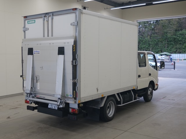 HINO DUTRO 2016