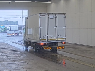 ISUZU ELF 2019