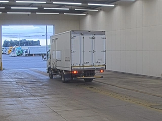 ISUZU ELF 2021