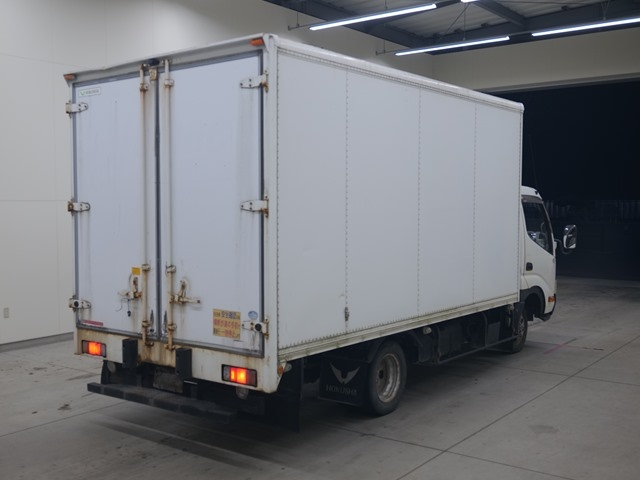 HINO DUTRO 2010
