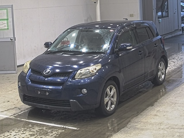 TOYOTA IST 2008