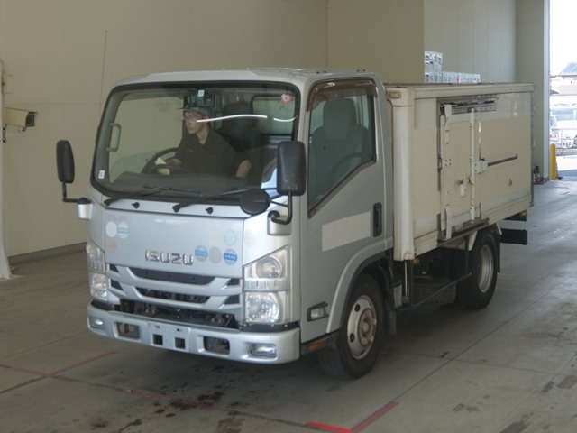ISUZU ELF 2015