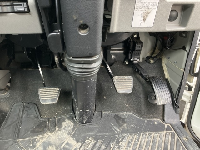 MITSUBISHI CANTER 2019