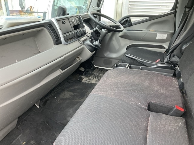 MITSUBISHI CANTER 2019